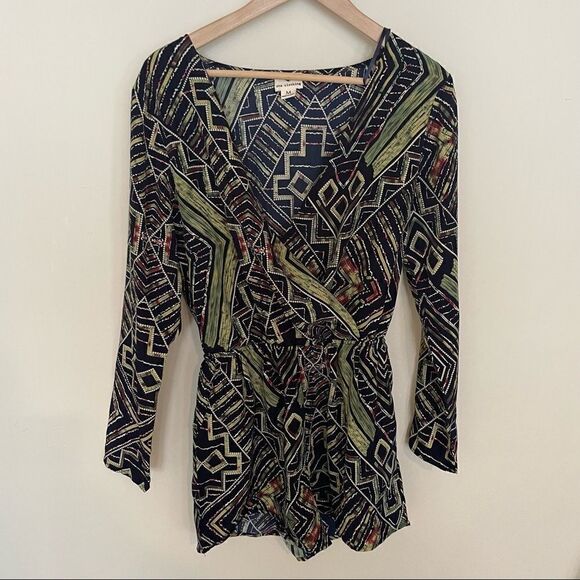 One clothing medium navy and green batik print romper with V neckline skort - Picture 5 of 6